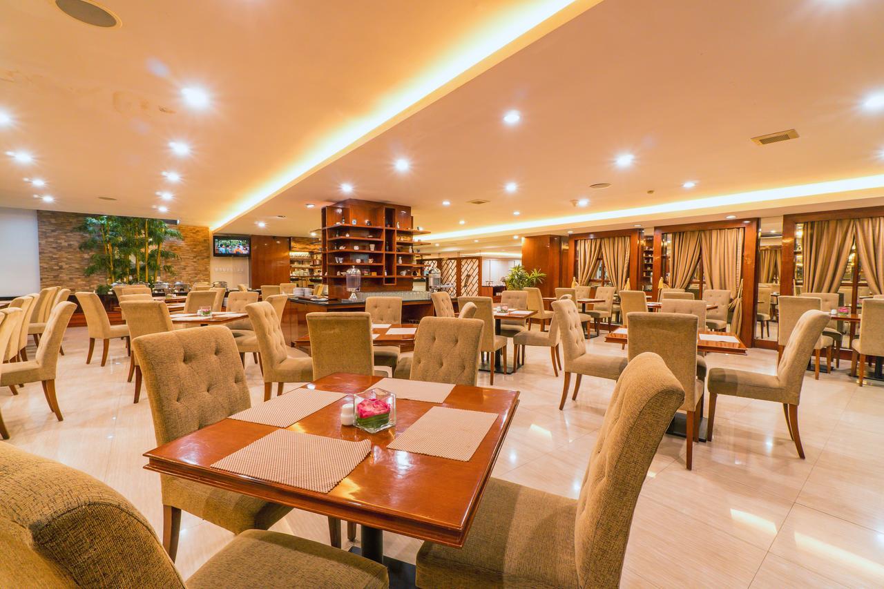 Sofyan Hotel Cut Meutia Джакарта Экстерьер фото